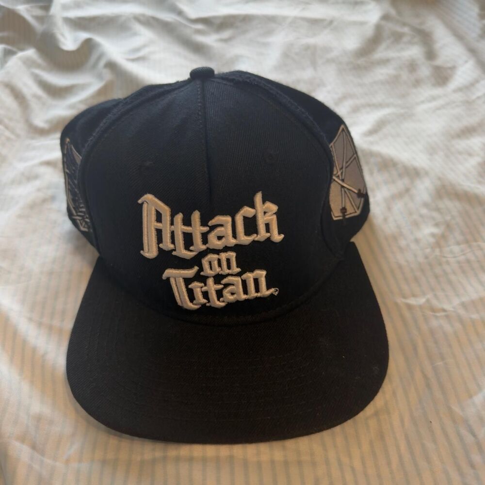 Attack on Titan black snapback hat #anime #manga